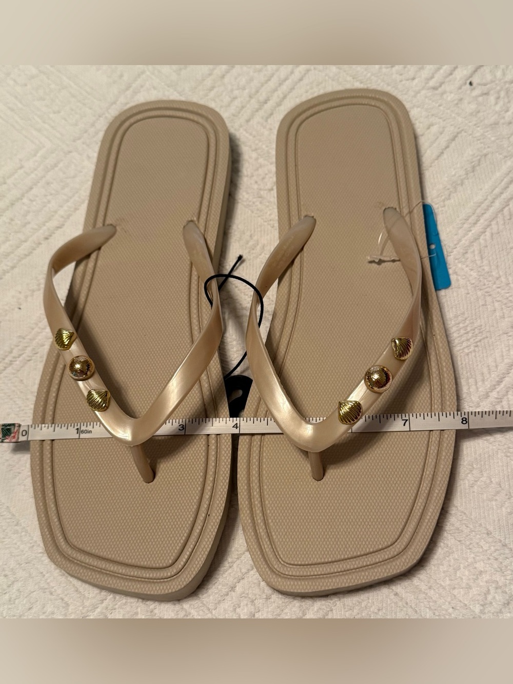 Sandals Flip Flops slip on shoes - size 7/8 med NEW! Golden Beige w/gold accents - Picture 9 of 11